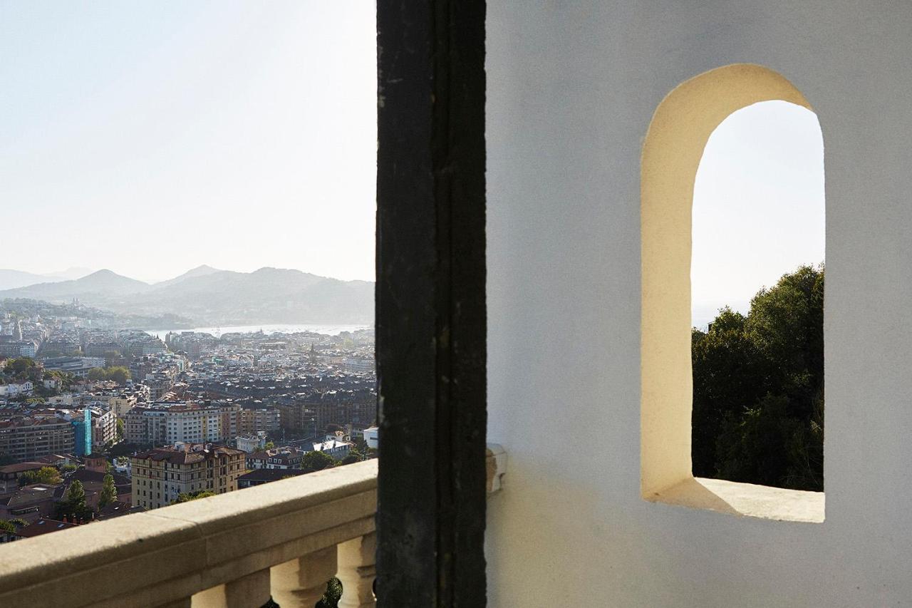 Boutique Hotel Mendi Argia San Sebastian Exterior photo
