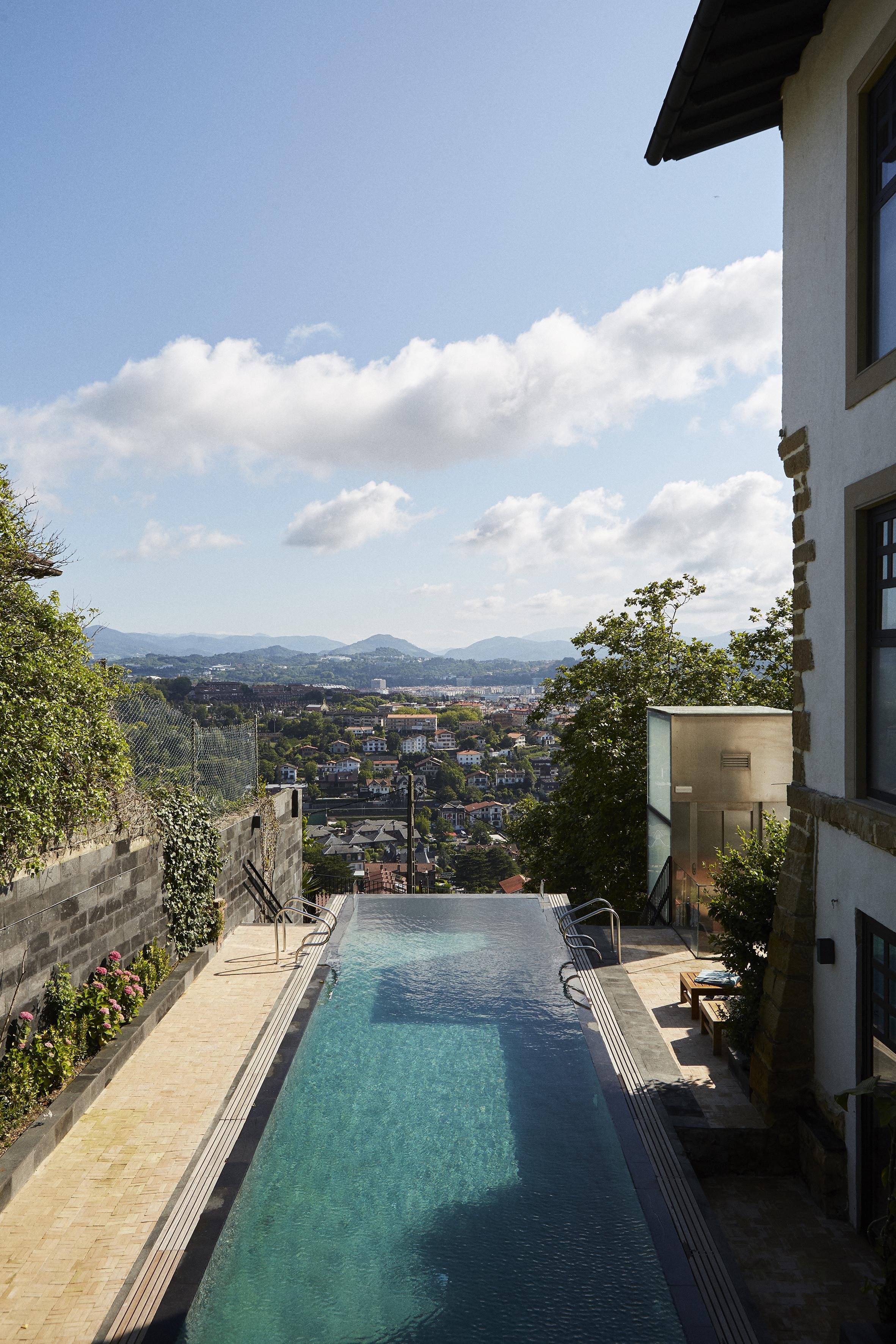 Boutique Hotel Mendi Argia San Sebastian Exterior photo