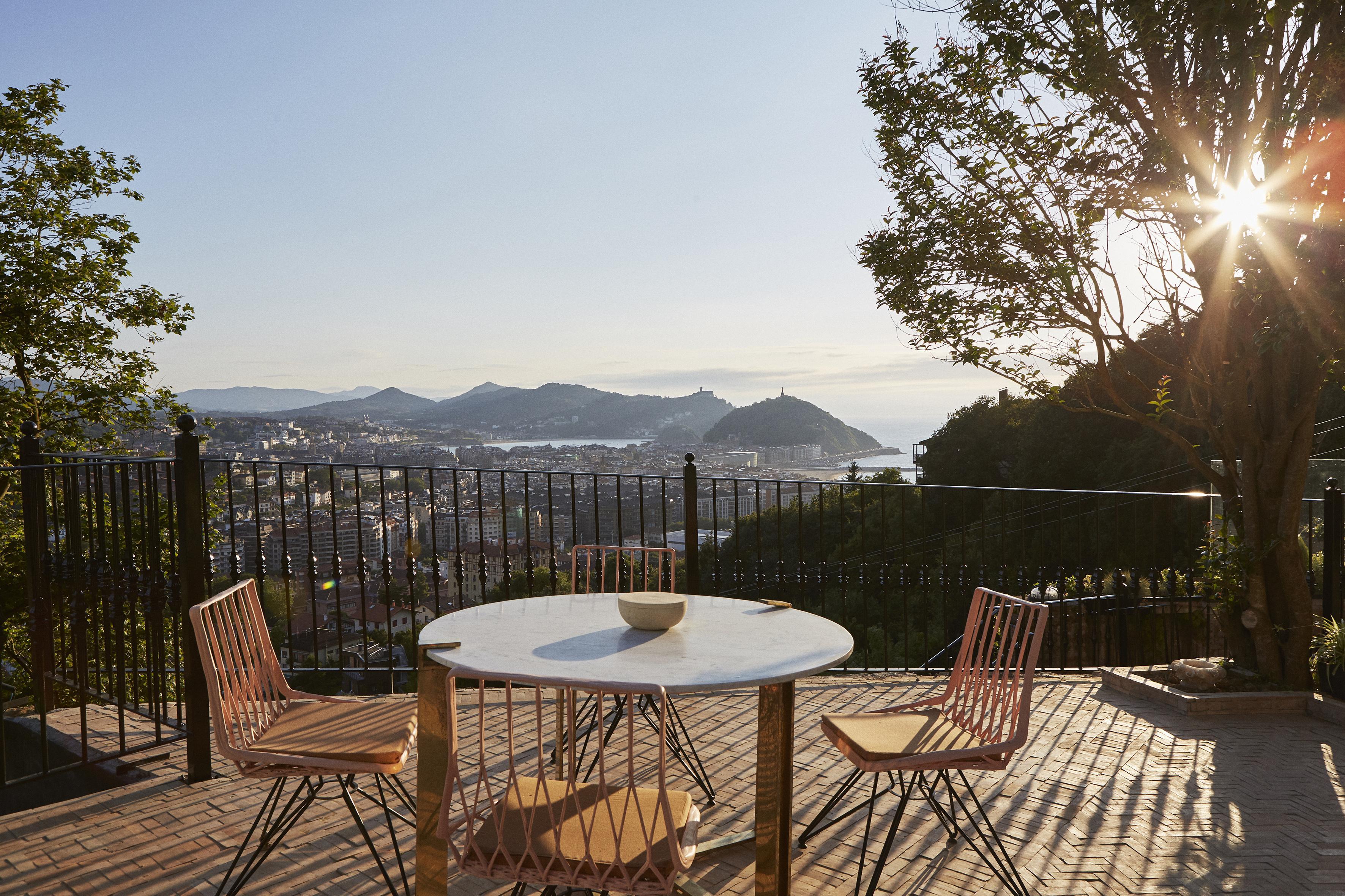 Boutique Hotel Mendi Argia San Sebastian Exterior photo
