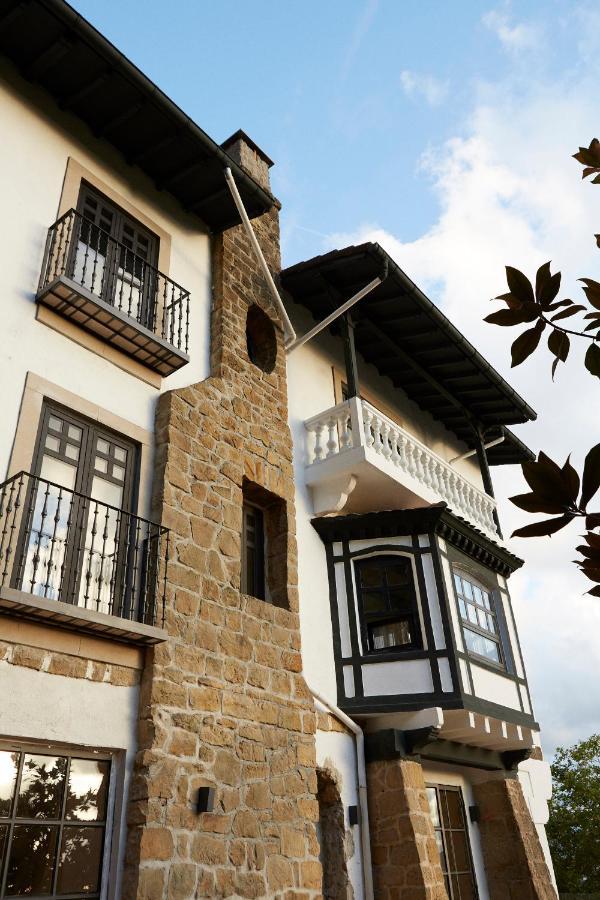 Boutique Hotel Mendi Argia San Sebastian Exterior photo