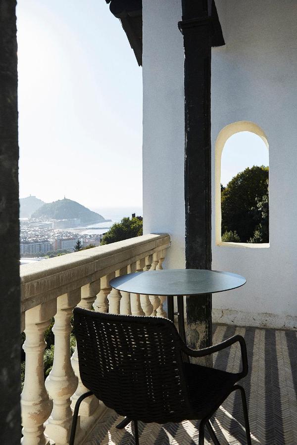Boutique Hotel Mendi Argia San Sebastian Exterior photo